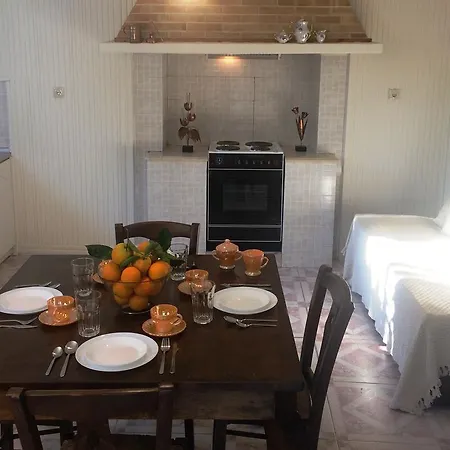 Orange Tree Farm Landhaus *