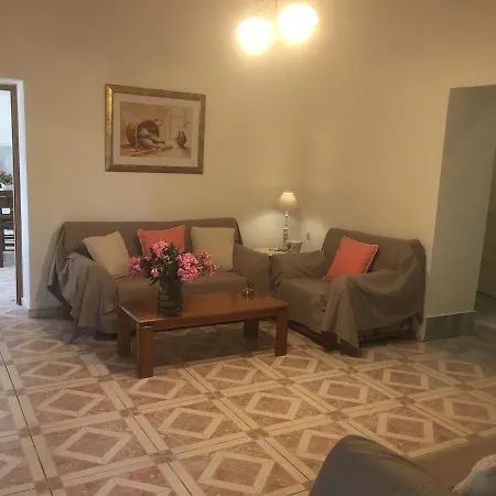 Orange Tree Farm בית כפרי Skinés