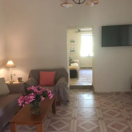 בית כפרי Orange Tree Farm Skinés